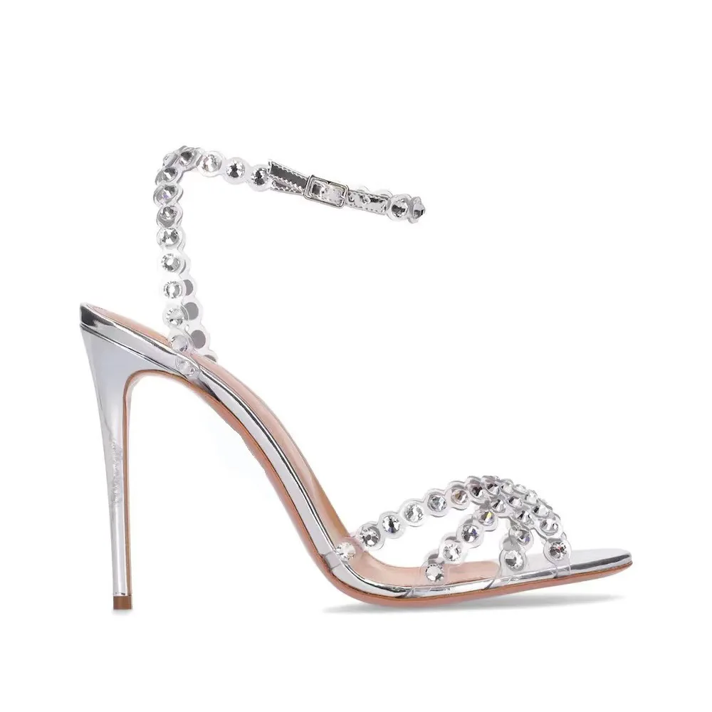 Sandalias de tacón plateado de - Wedding Shop reseña y precio